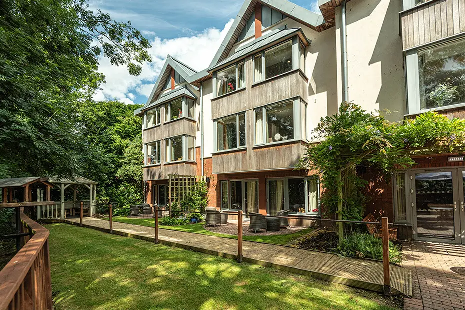 Exterior of Gwen Walford Care Home